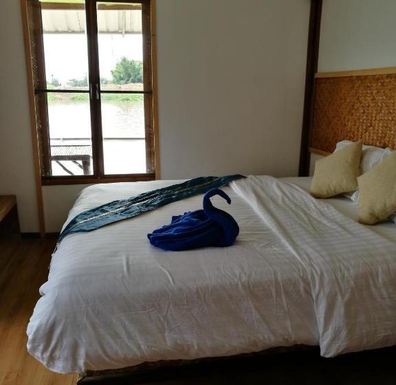 リバービュースイート, River Marina Resort