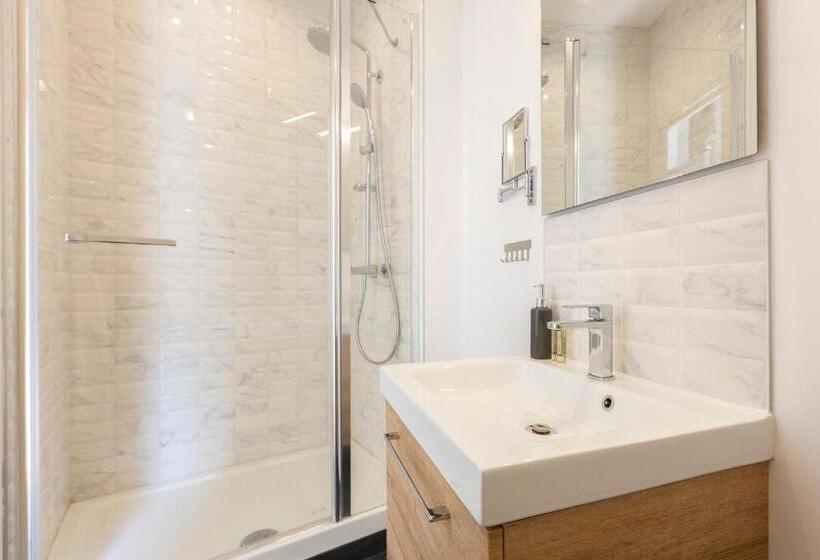 استودیوی استاندارد, Apparts  Rennes Bnb Duhamel  Centre Gare