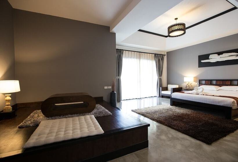 سوئیت با چشم‌انداز رودخانه, Sannot Riverside Boutique
