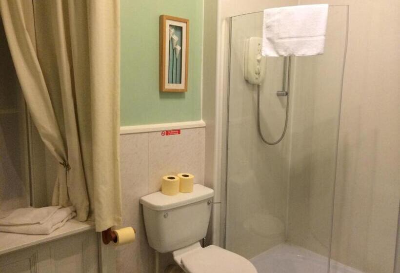 اتاق استاندارد یک نفره, St Annes Guest House