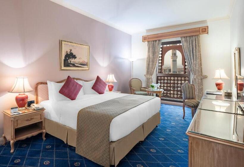 سوئیت ریاست جمهوری سه خوابه, Intercontinental Dar Al Iman Madinah, An Ihg