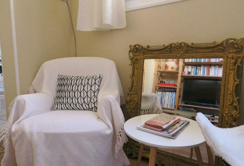 Люкс, B&b Le Patio En Ville   Chambres D Hôtes