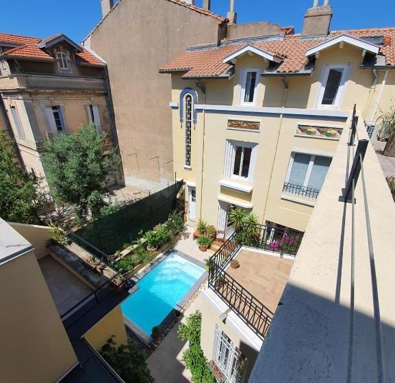 Люкс 2 Спальни, B&b Le Patio En Ville   Chambres D Hôtes