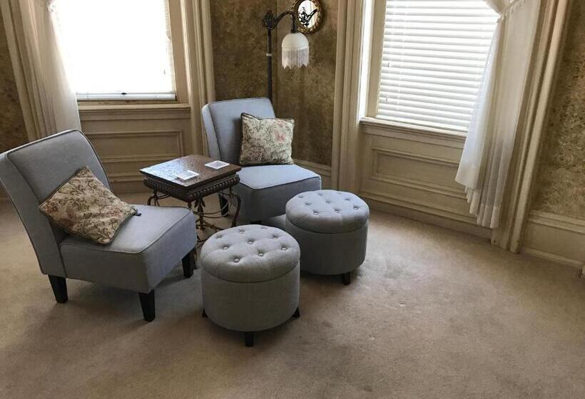 جناح ديلوكس سرير كينج, Main Street Bed & Breakfast