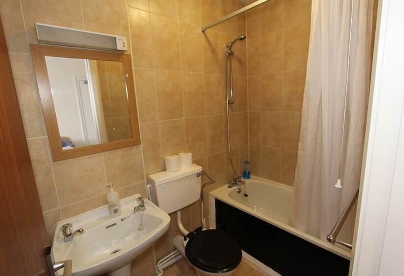 Семейный Номер, West Point Hotel Bed And Breakfast