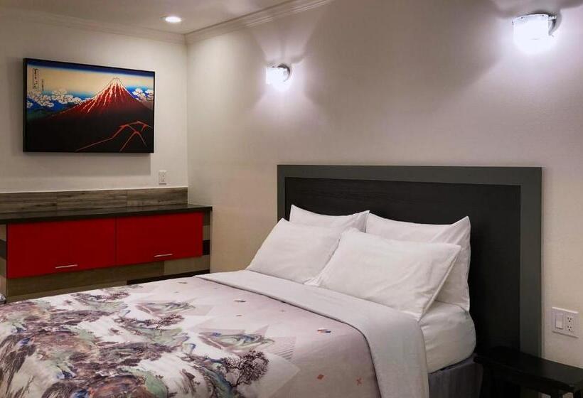 Номер Стандарт, Retreat At Crystal Manatee