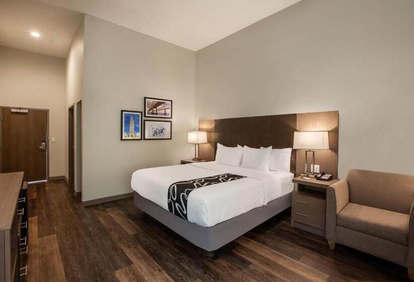 Номер Deluxe Кровать Кинг, La Quinta Inn & Suites By Wyndham Lafayette Oil Center