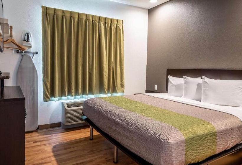 스위트, Studio 6 Lake Charles