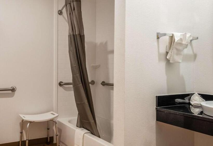 장애인을 위한 킹사이즈 침대 스탠다드 룸, Studio 6 Lake Charles