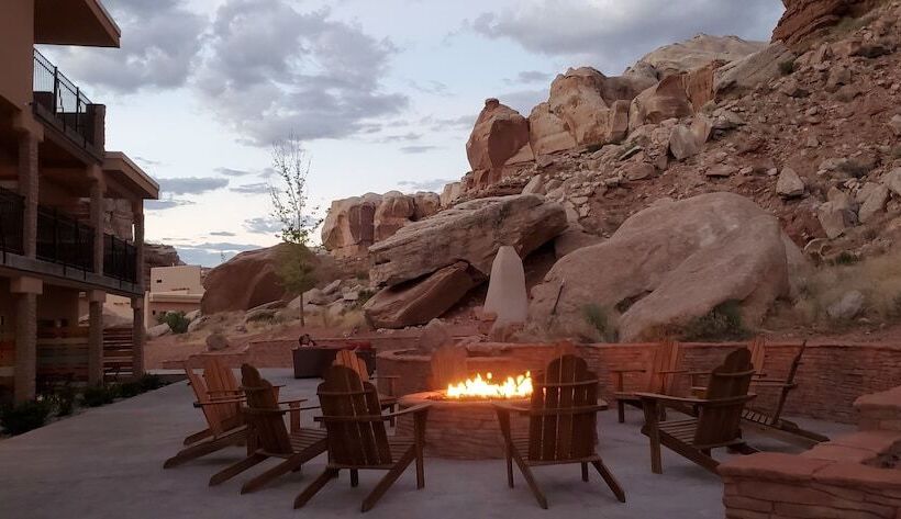 Номер Deluxe, Bluff Dwellings Resort