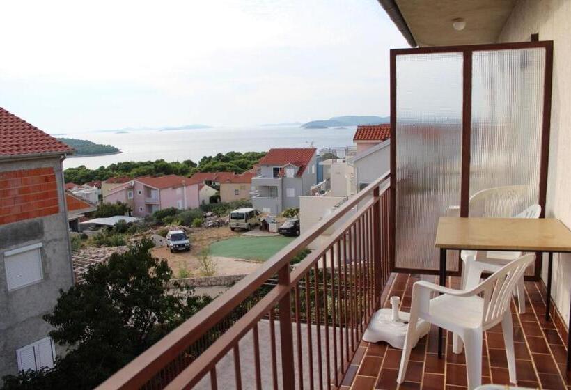 Апартаменты 1 Спальня, Apartments Mate