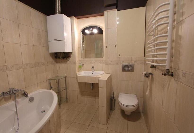 Номер Стандарт Совместная Ванная, Chmielna 5 Rooms & Apartments