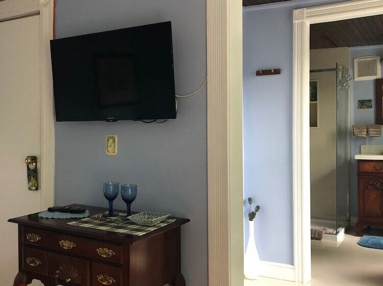 스탠다드 룸, Blue Gables Bed And Breakfast