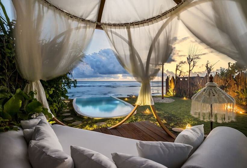چادر با خدمات رفاهی استاندارد, Bubble Hotel Bali Nyang Nyang   Glamping