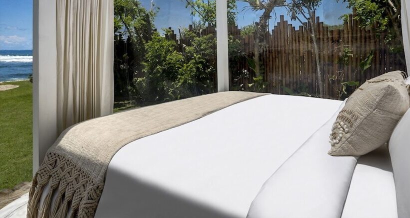 چادر با خدمات رفاهی استاندارد, Bubble Hotel Bali Nyang Nyang   Glamping