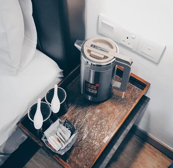 اتاق لوکس با تخت بزرگ, Carlton Inn Bukit Ubi