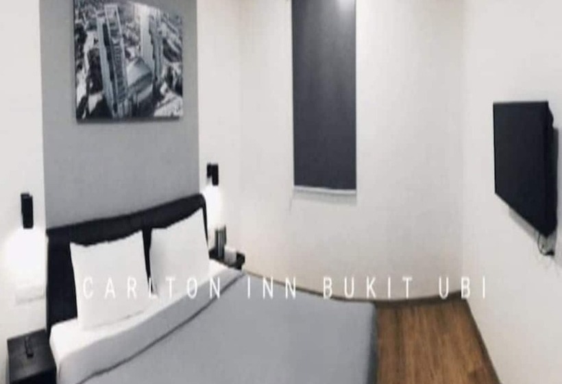 اتاق لوکس, Carlton Inn Bukit Ubi