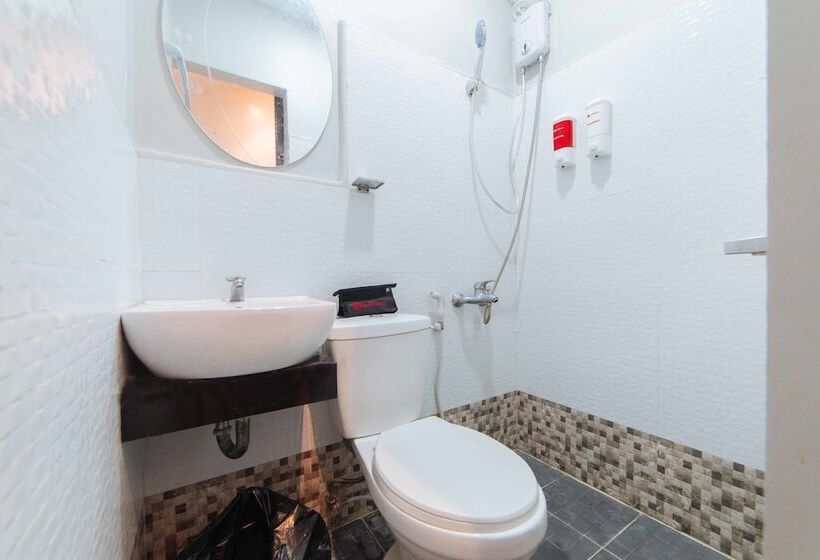 Номер Стандарт, Reddoorz Near G Mall Bajada