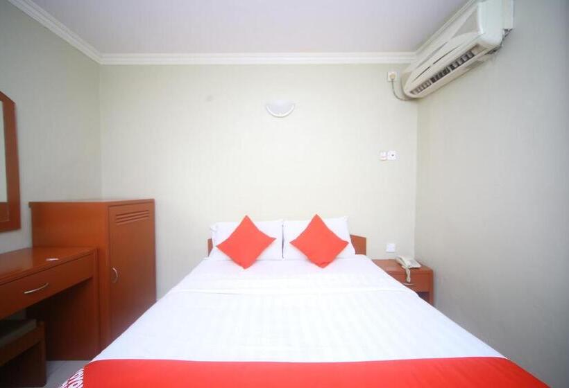 Номер Deluxe, London By Oyo Rooms