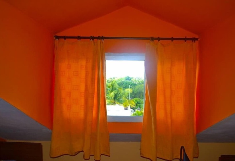 استودیو استاندارد با بالکن, Villa Victoria