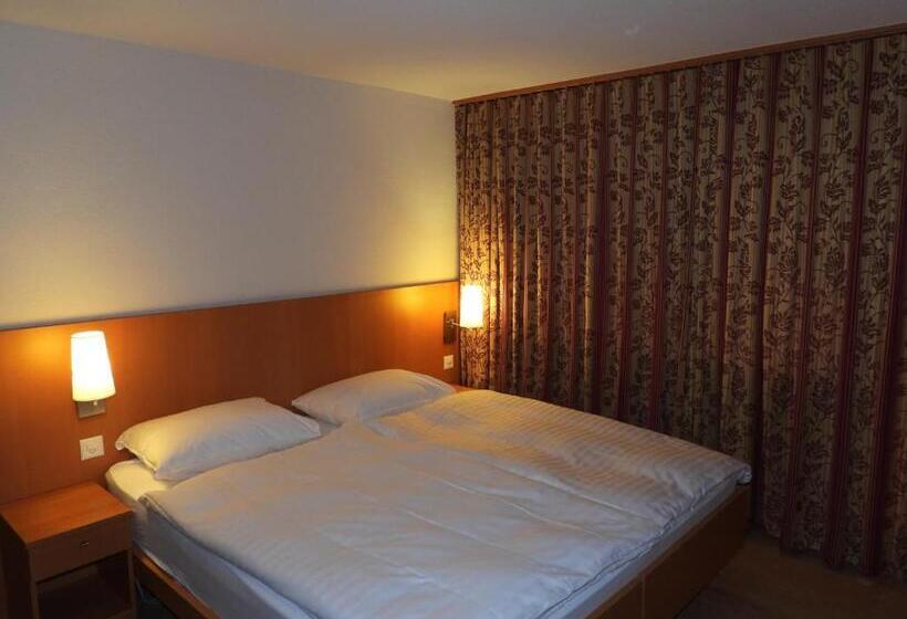 Номер Deluxe с Балконом, Das Hotel Sherlock Holmes