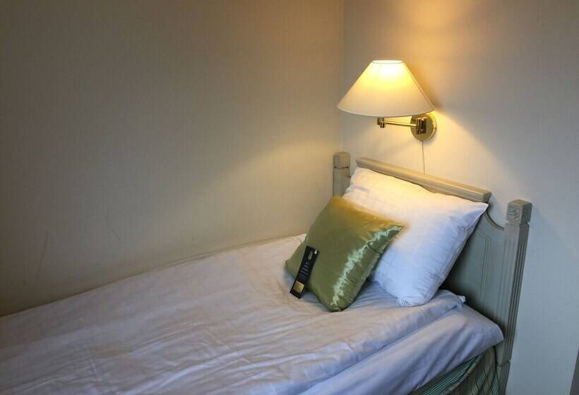 이코노미 싱글 룸, First Hotel Olofström
