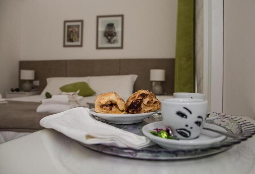 اتاق استاندارد با بالکن, La Civita B&b
