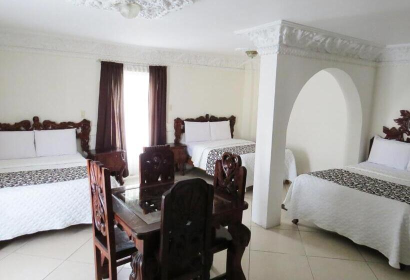غرفة كومفورت ثلاثية, Royal Puebla