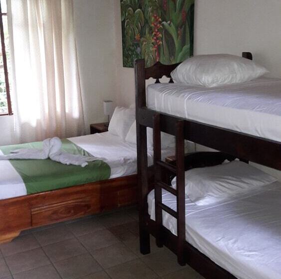 חדר סטנדרט לארבעה, Ceiba Tree Lodge