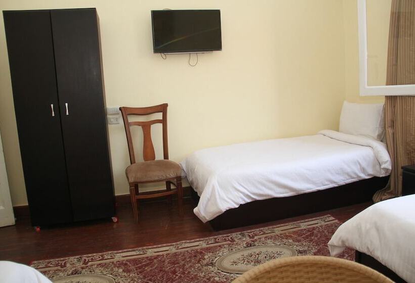 اتاق استاندارد چهار تخته, New Panorama Palace