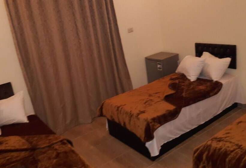 اتاق استاندارد سه نفره, New Panorama Palace