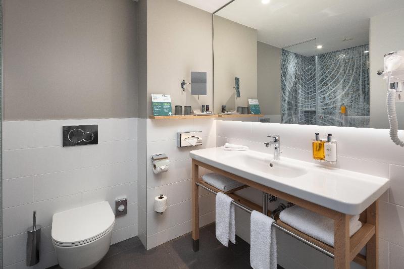 غرفة قياسية سرير ملكى, Holiday Inn Gdansk   City Centre, An Ihg