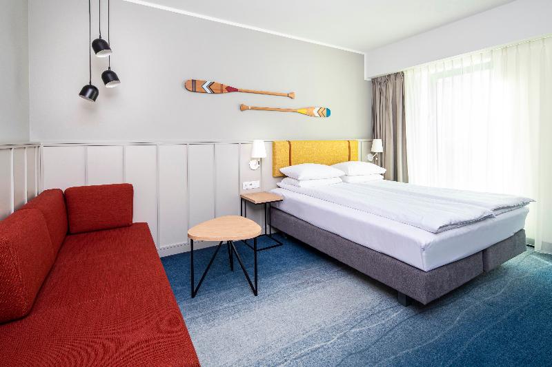 غرفة قياسية سرير ملكى, Holiday Inn Gdansk   City Centre, An Ihg
