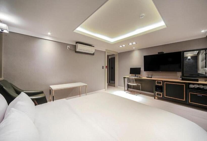 اتاق استاندارد, Cheese Hotel Seomyeon