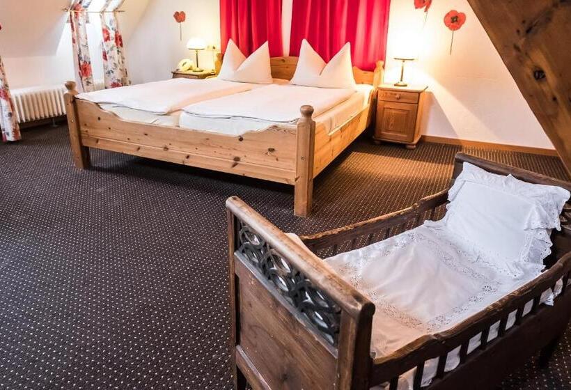 Номер Deluxe, Marktplatzhotel   Restaurant Tafelspitz
