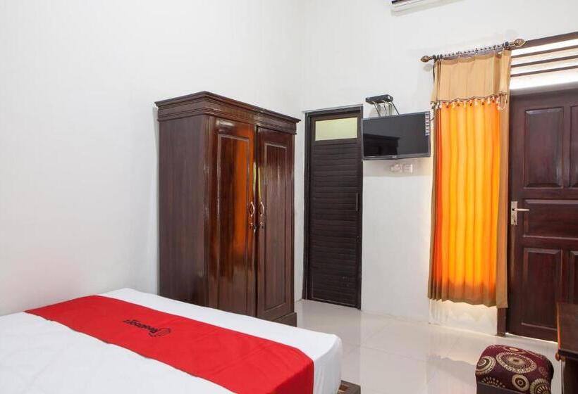 Номер Стандарт, Reddoorz Near Banyuwangi Baru Station