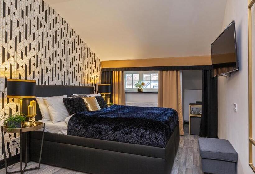اتاق لوکس, Golden Prague Rooms