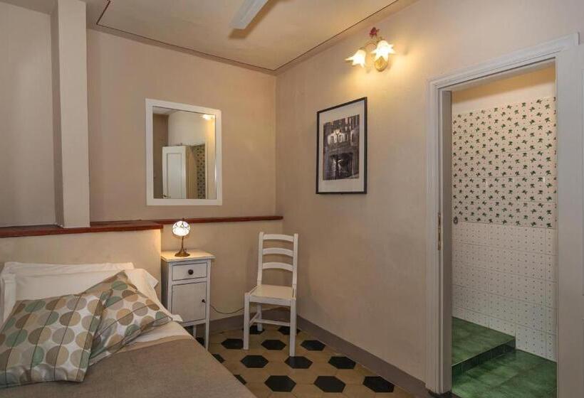 اتاق استاندارد یک نفره, Corte Meraviglia   Relais
