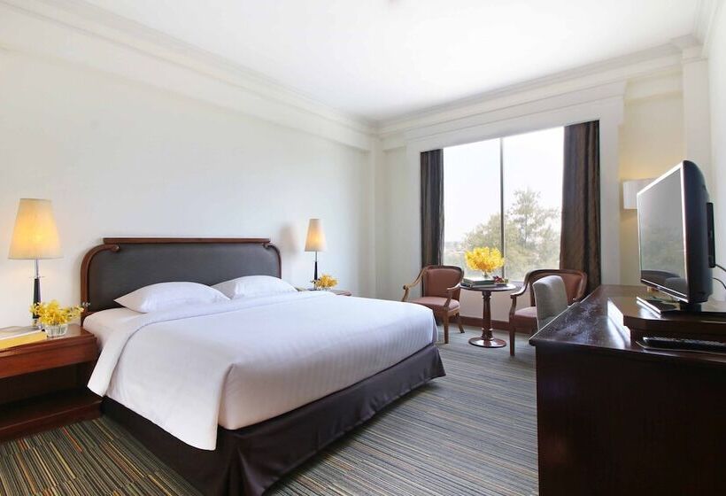 디럭스 룸, The Imperial Hotel & Convention Centre Korat