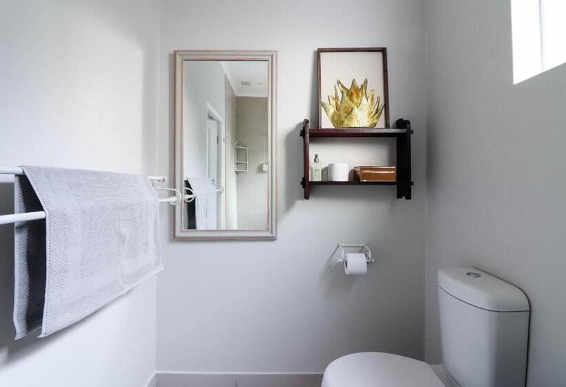 اتاق استاندارد با تخت بزرگ, Arbour1 Guesthouse