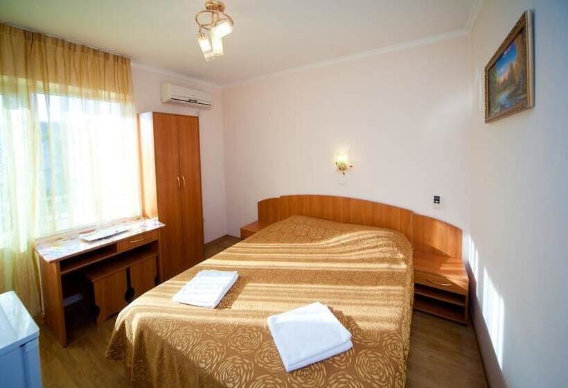 패밀리 룸, Lera Guest House