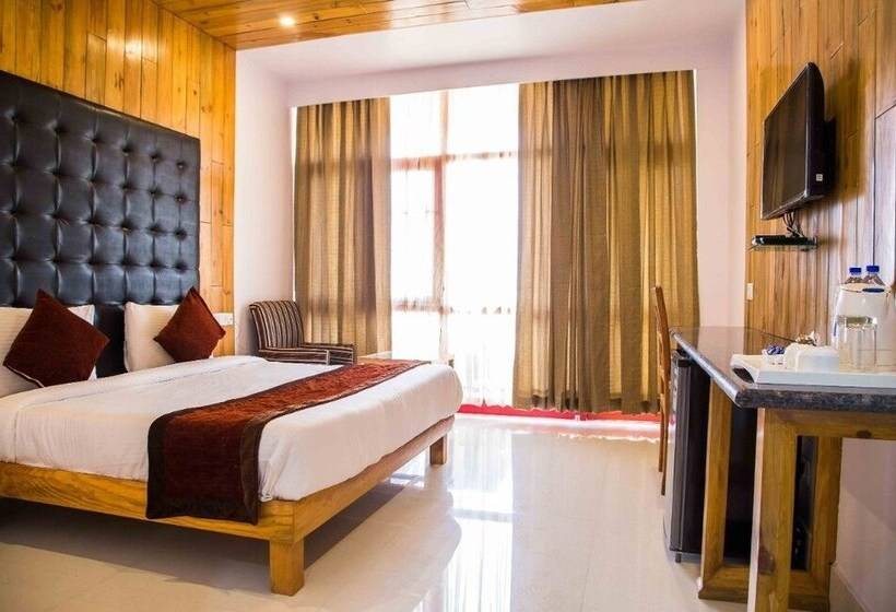 디럭스 룸, Blue Pine Resort