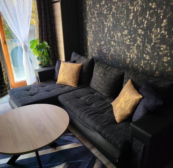 Апартаменты 1 Спальня, Moon Hostel Poznań