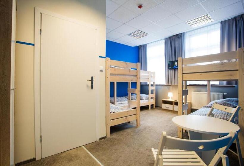 Пятиместный Стандартный Номер, Moon Hostel Poznań