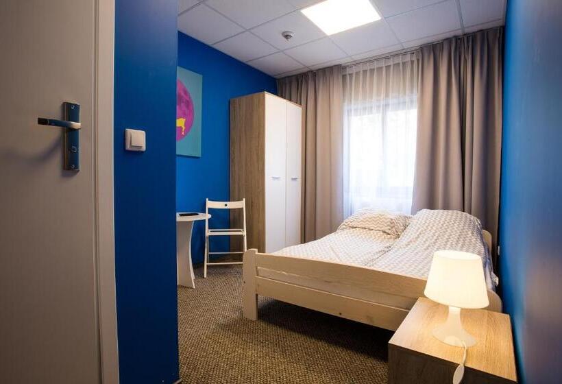Номер Стандарт Индивидуальный, Moon Hostel Poznań