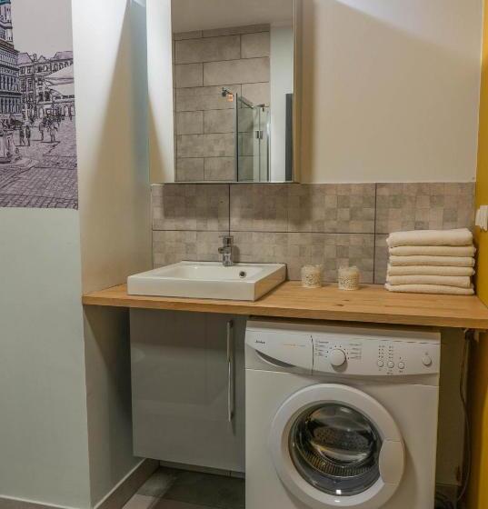 Апартаменты Deluxe 1 Спальня, Moon Hostel Poznań