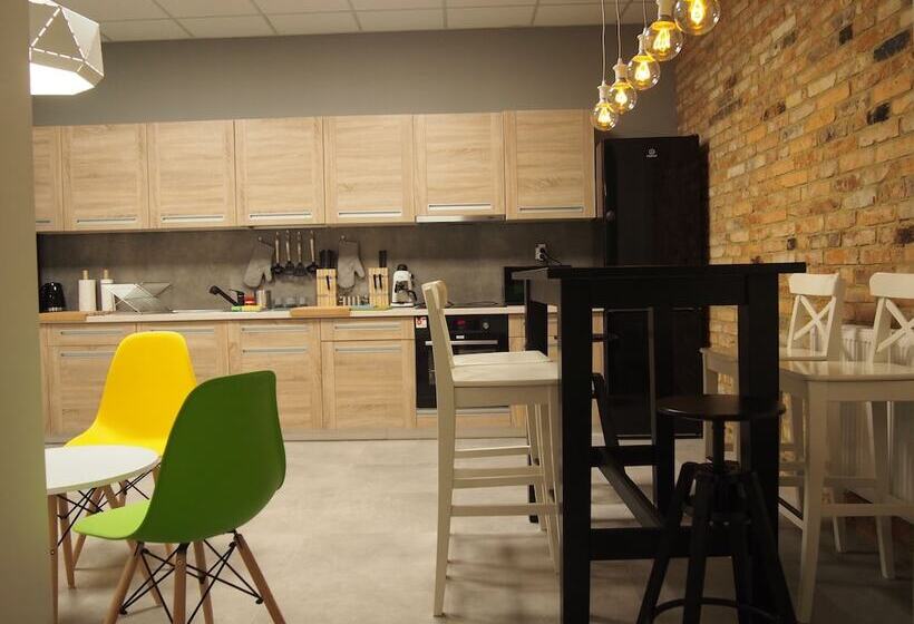 Номер Стандарт Трехместный, Moon Hostel Poznań