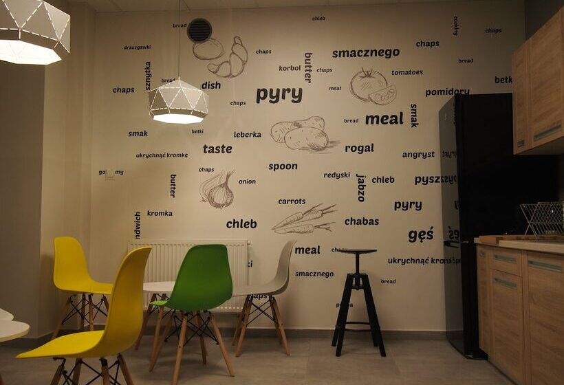 Четырехместный Номер Стандарт, Moon Hostel Poznań