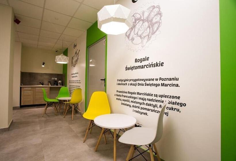 Четырехместный Номер Стандарт, Moon Hostel Poznań
