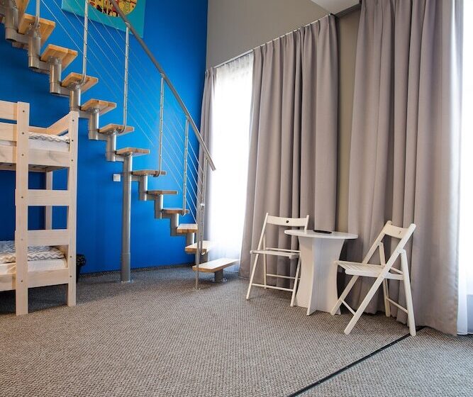 Номер Стандарт, Moon Hostel Poznań